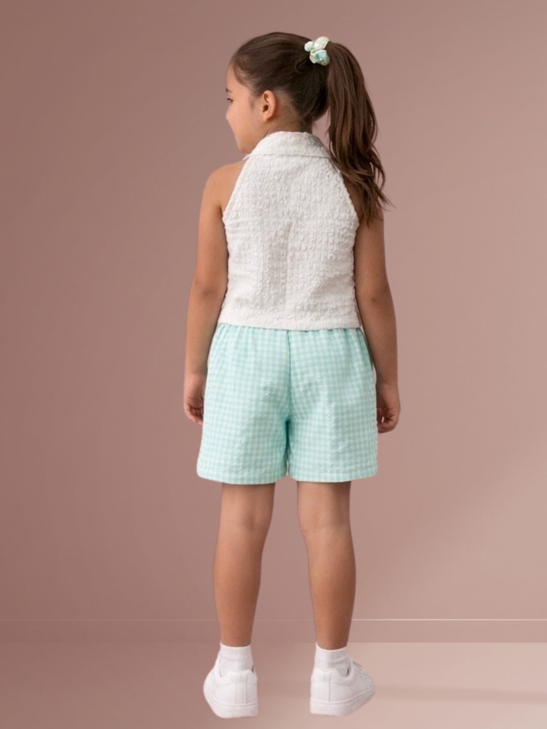 Girls Designer Sleeveless Top With Printed Shorts