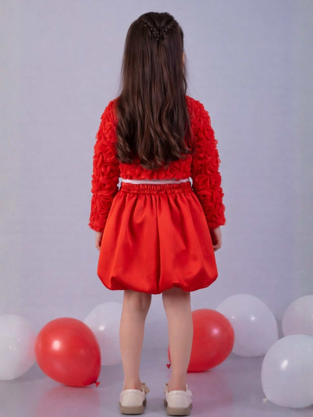 Girls 3D Full Sleeve Top With Solid Balloon Skirt Set
