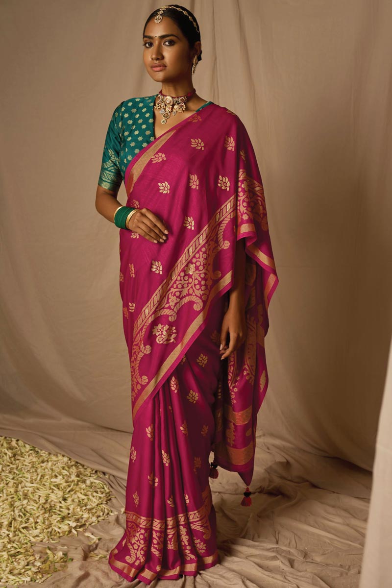 Beguiling Weaving Work On Rani Brasso Fabric Saree