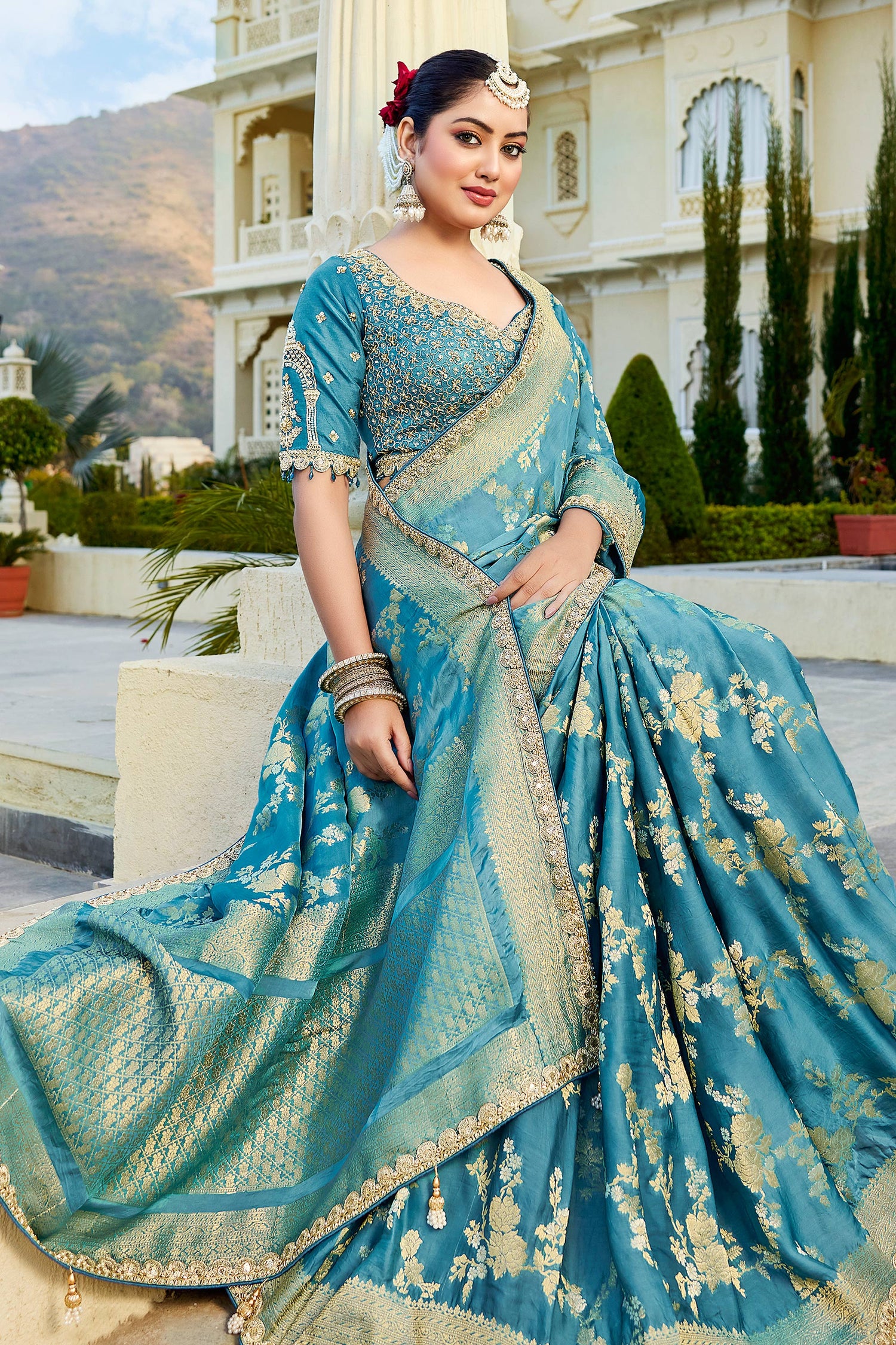 Traditionals Wedding Function Saree With Readymade Blouse